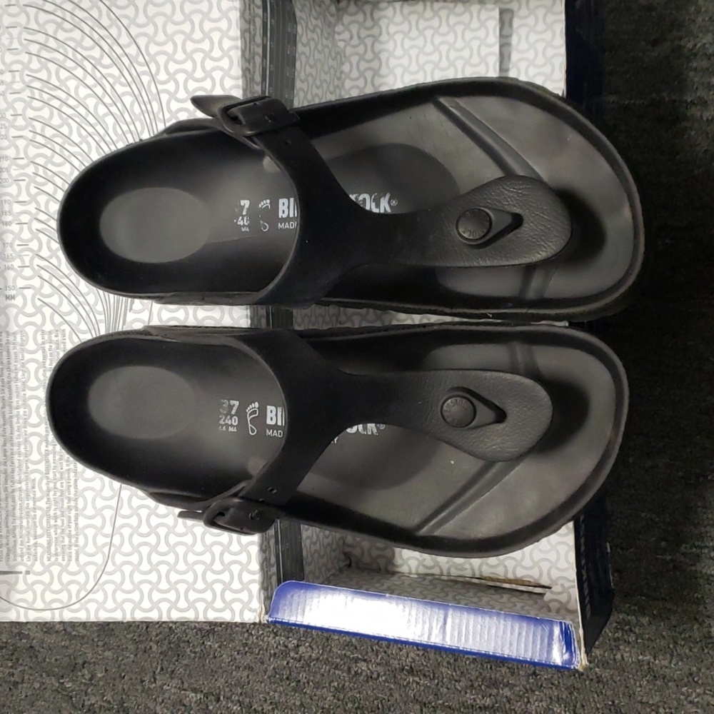 Birkenstock unisex Arizona Black Sandals size 37N